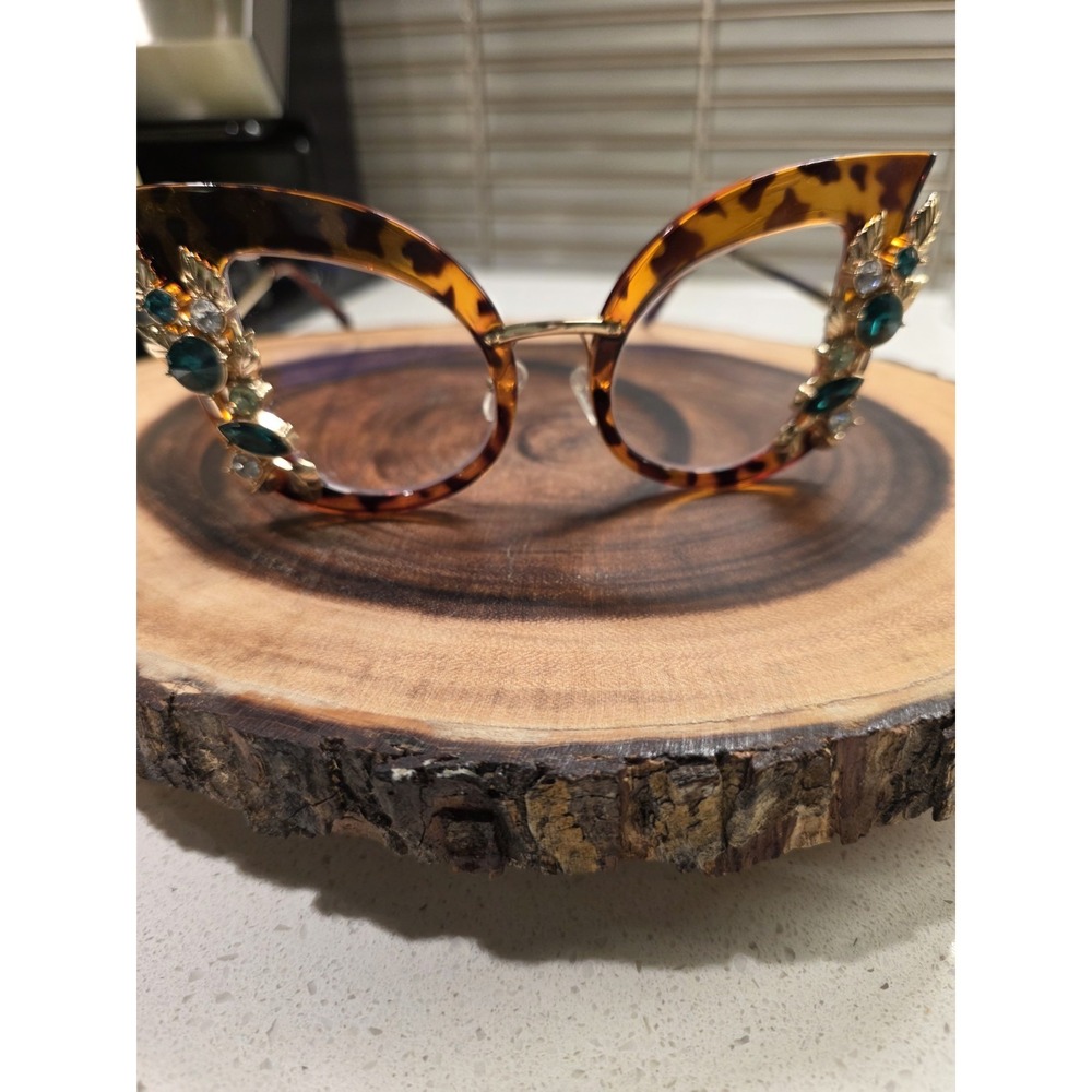 Vintage Style Oversized Jeweled Rhinestone Butterfly Shaped Sunglasses NWOT - Picture 2 of 12